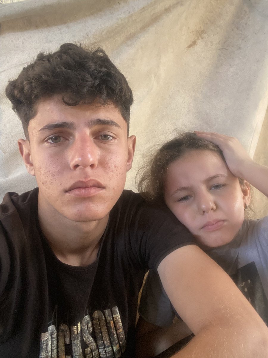 Mahmoud1723232's tweet photo. Please, don’t ignore me.
My little sister is crying and can’t sleep from the cold. We urgently need your help to buy a blanket. 🙏💔
If you’re scrolling, PLEASE leave a dot—it’s just a dot.
https://t.co/BNIEo1LeXY https://t.co/CWisUIBFzg