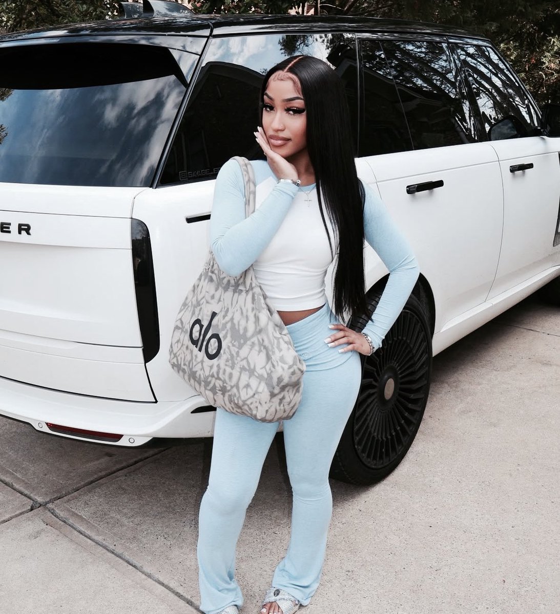 ₊˚ ୨ৎ MEC. tweet media