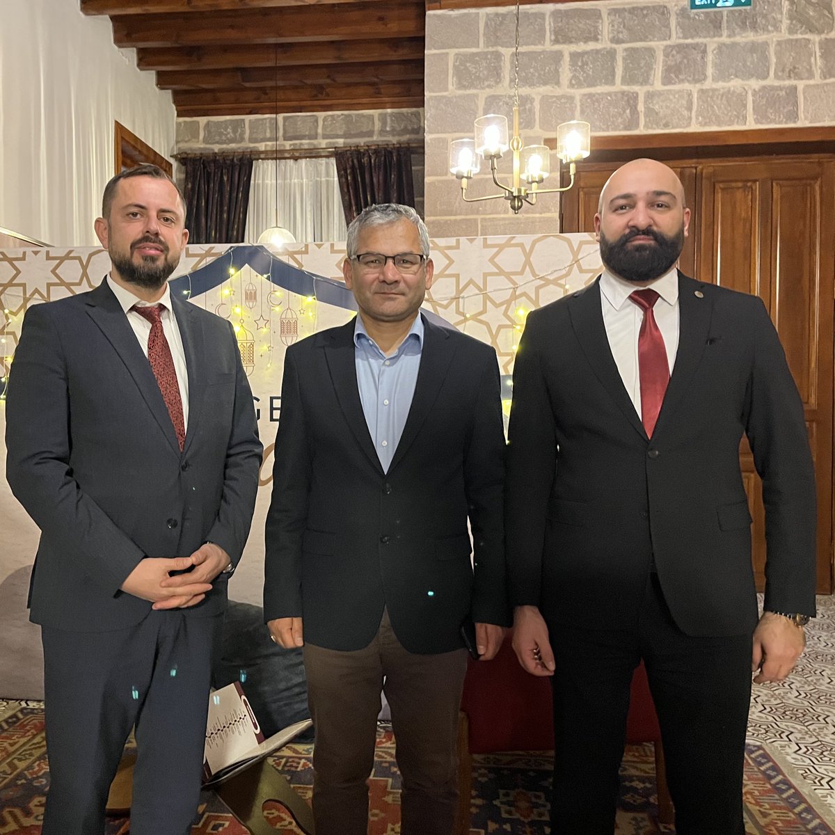 Barış Cavid tweet media