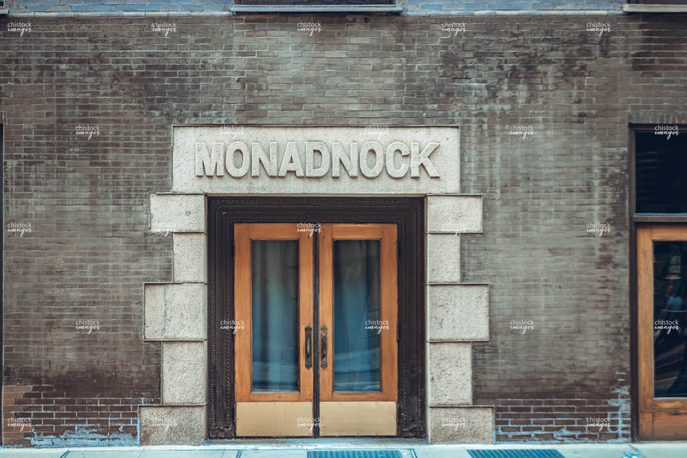 Monadnock Building Entrance Historic Chicago Landmark in the Loop

Main Address: 53 W Jackson Blvd, Chicago, IL 60604
Construction End: 1983
Architect: D.H. Burnham Company, Holabird &amp; Roche

chistockimages.com/building/monad…
