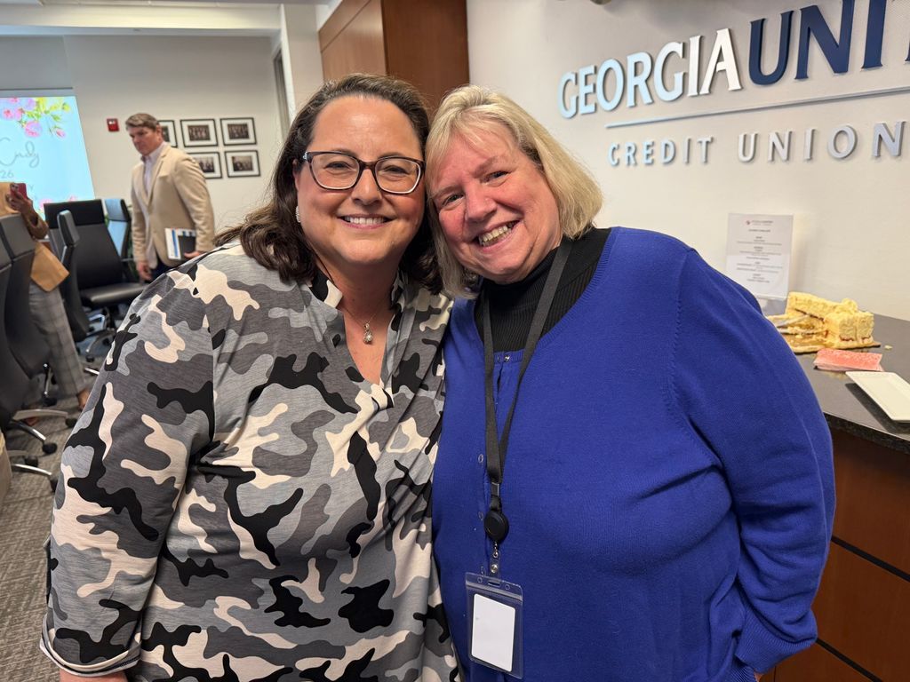 theleagueofcus's tweet photo. Yesterday, some of our team had the opportunity to celebrate Cindy Connelly, SVP of Governmental Influence and Outreach at @GAUnitedCU, as she begins her well-deserved retirement. π
Thank you, Cindy, for your decades of leadership, passion, and commitment. #CULeadership https://t.co/5e8WAs4z3y