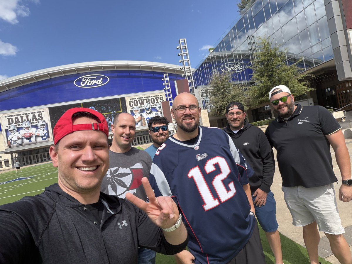 Buck City Breaks tweet media