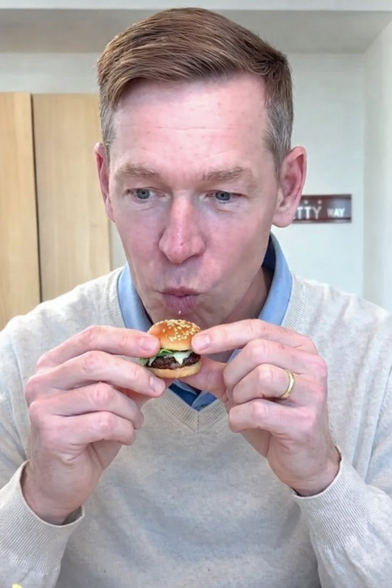 <a href="/Kalshi/">Kalshi</a> They are unveiling the "Little Arch" burger.