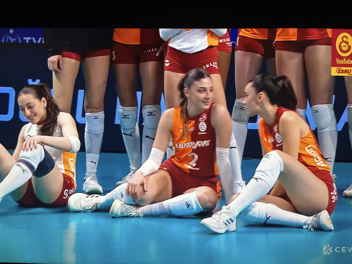 Kaptan İlkin Aydın 

🦁🫶🏻💪

💛❤️
#Galatasaray #İlkinAydın