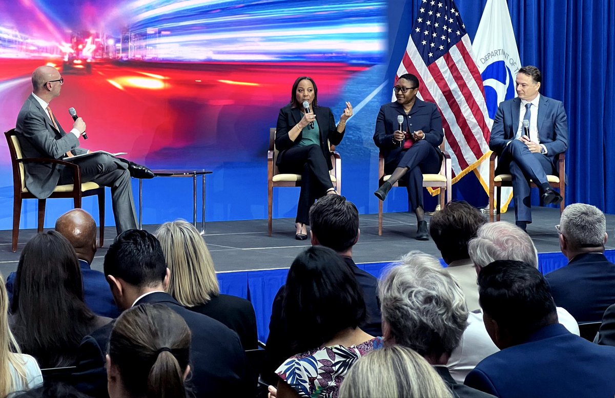 Tekedra N Mawakana tweet media