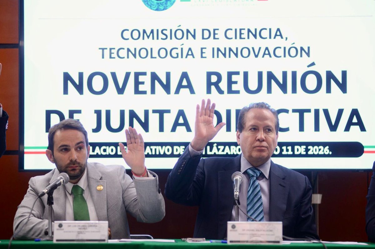 Eruviel Ávila tweet media