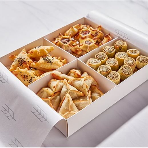 ymyvd's tweet photo. أنا كل اسبوع اجلس كم ساعه بس ابحث عن حلى و اكل اخذه معي🥲

جتني فكرة القائمة اجمع فيها الافضل و الأنسب و كل اسبوع ادخل و اختار 😍

📍احفظوها تحتاجونها 

شاهد قائمتي فطاير وموالح 🥟 

https://t.co/KSeAilpIcS

معجنات و فطاير 🥟🥮

https://t.co/0yKe3jdFiE

حلا قهوة المغرب 🌒
https://t.co/AtdBeuHt5v

حلى رمضان 🍮
https://t.co/Stdb2bsjz9