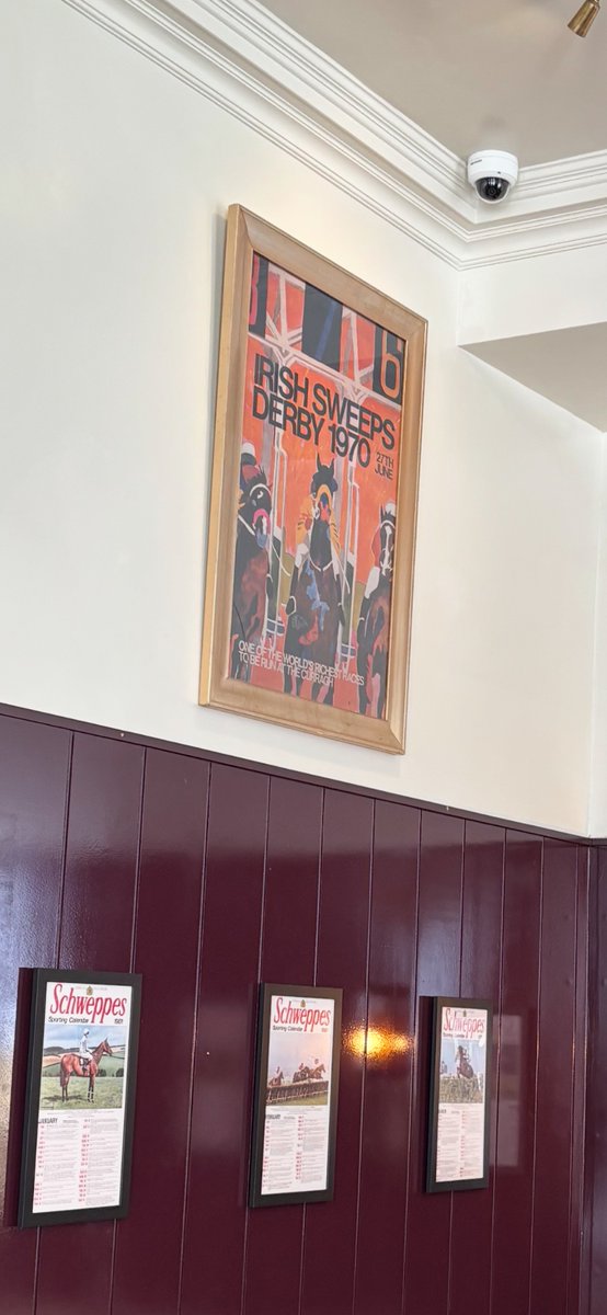 Euston Tap tweet media