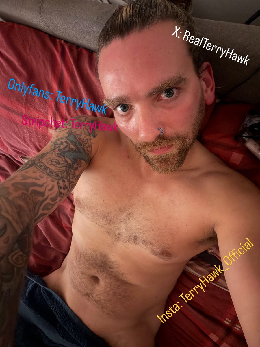 RealTerryHawk's tweet photo. Midweek curiosity… the real question is—are we talking team bald or team bushy down below? 
TH❤️

#WednesdayMood #MidweekVibes #CheekyEnergy #ConfidenceMode #ExplorePage #bald #bush #maleonlyfans #overthirty #30Plus #Flirty https://t.co/Bs1OFFYlvU