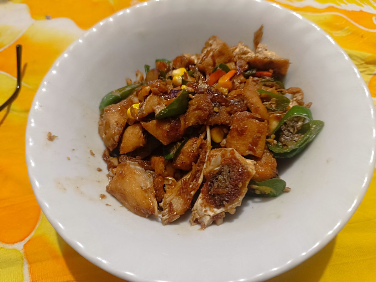 Oseng buncis-jagung-ayam cincang &amp; oseng ikan asin jambal-tahu coklat buat sahur