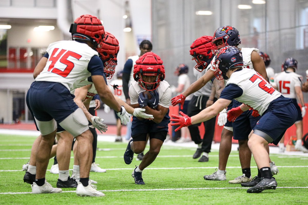 SVSU Football tweet media