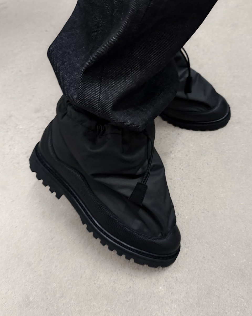 FLOWER INSTINCTS tweet media