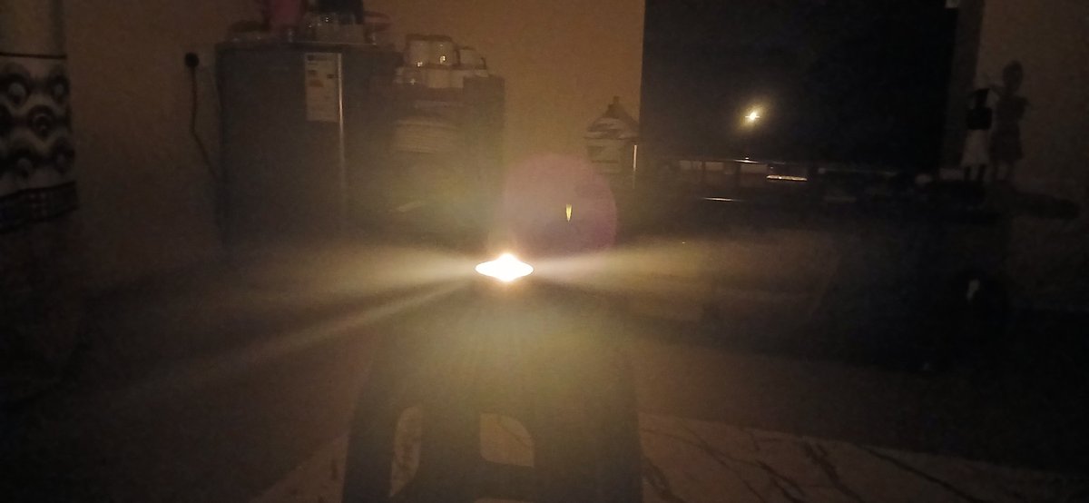 emmaosapa's tweet photo. @UEDCLTD @JakisaTimothy Every single day just like planned load shedding. The whole of last night we had no power in Sonde and it came back in the morning at 8 am. Now again we are off.
UMEME disappointed us, but @UEDCLTD has fucked us up completely. https://t.co/molL2ldVv9