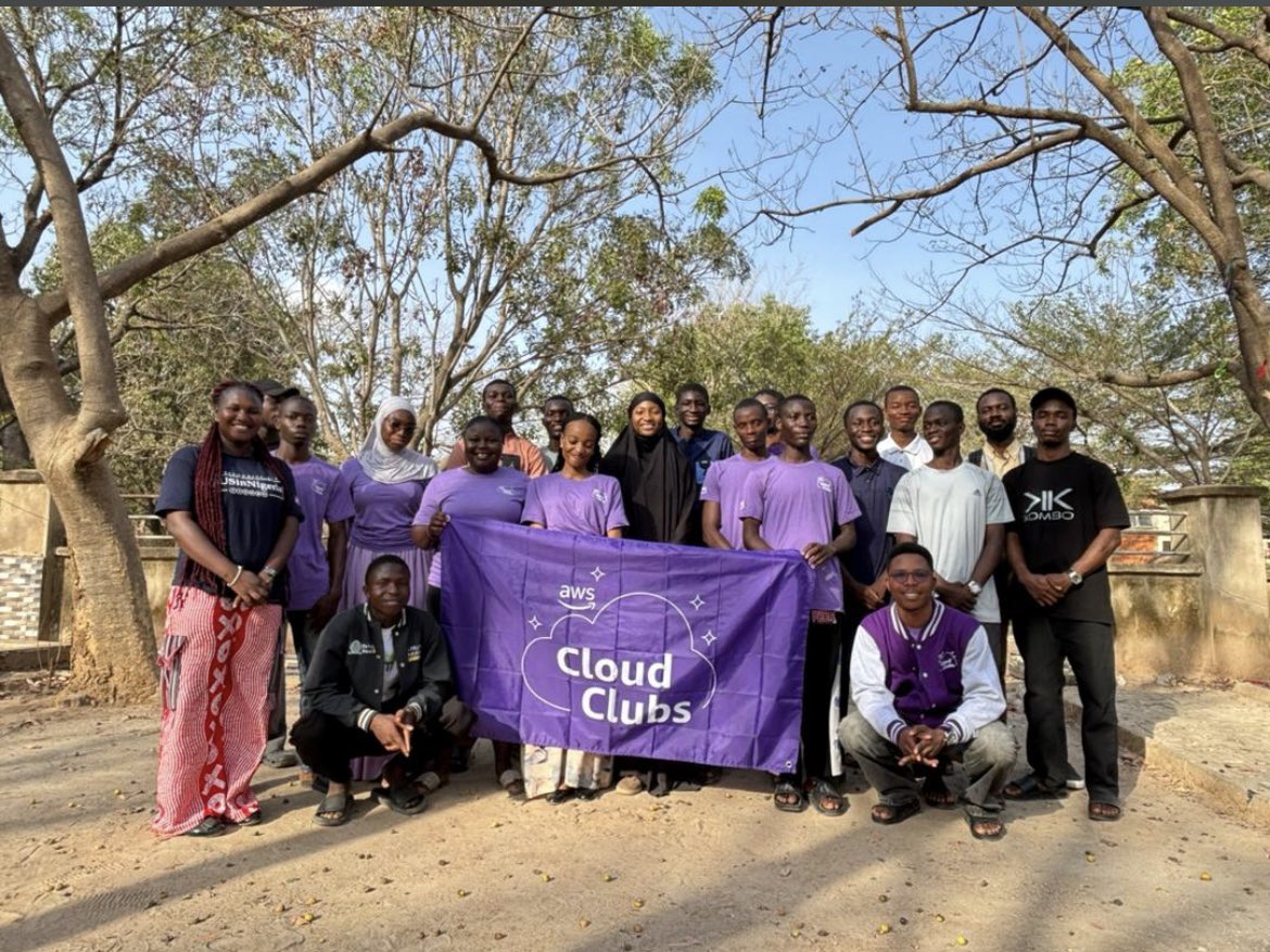 SARY🧚♀️ tweet media