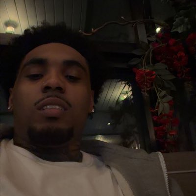 TheWhoppaFella's tweet photo. #NewProfilePic https://t.co/OrsECrLV7z