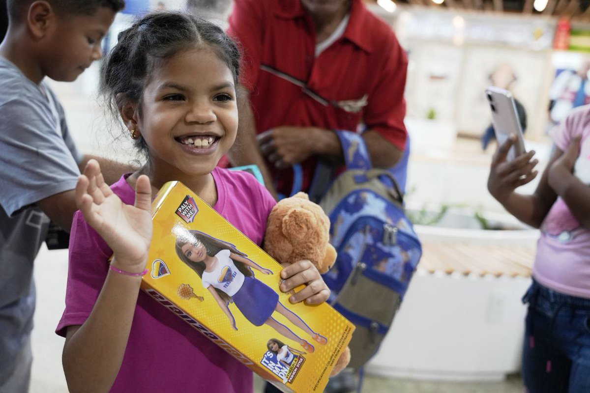 Vanessa Teresa 🍒 tweet media