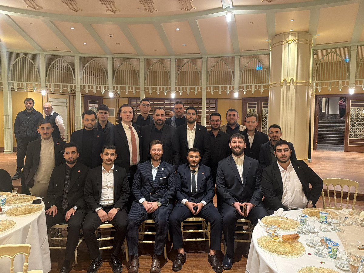 Genç Refah İstanbul tweet media