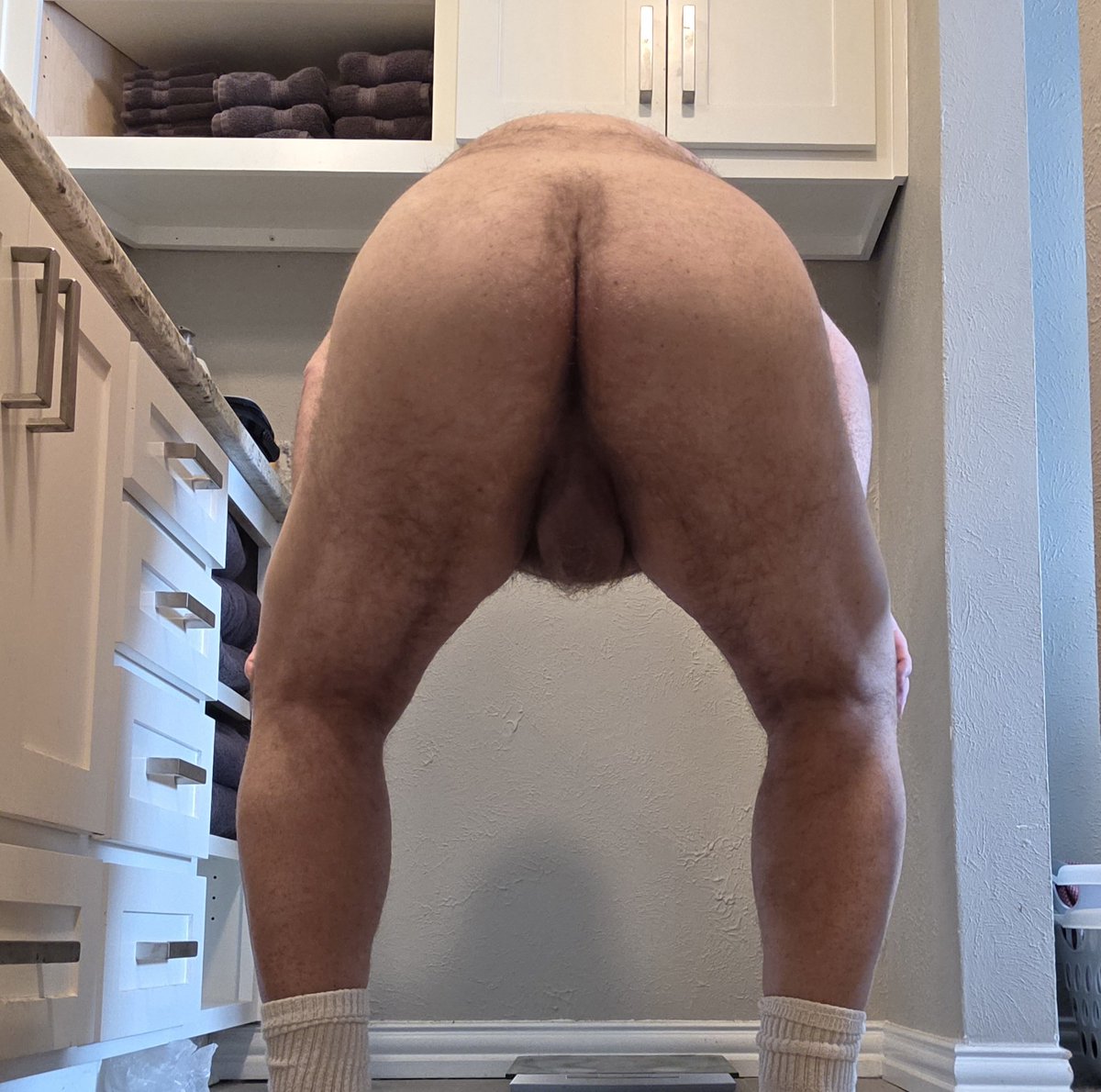 barecubdfw's tweet photo. Happy Hump Day https://t.co/UIo0m8k0pz
