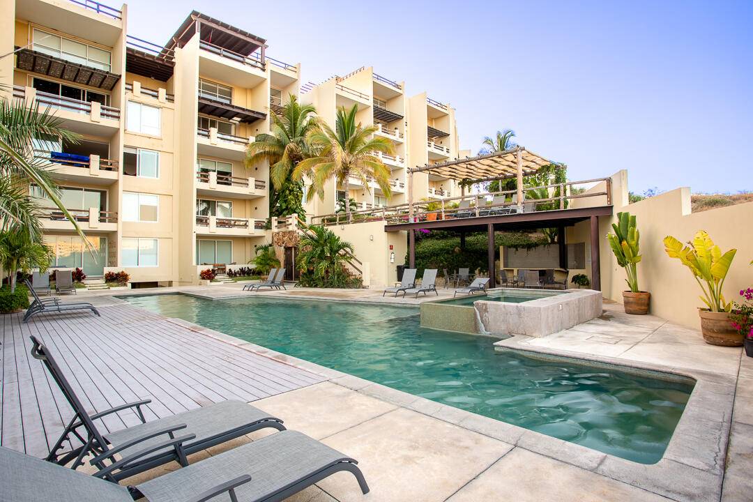 Marthacabo's tweet photo. Condo 3 recámaras • 3 baños • Vistas al mar en Mirador de Cabo (Fonatur). Espacios amplios, techos altos, alberca, gym y seguridad 24/7. Mejor precio por m²
 https://t.co/YvN4XvXBIy
#MiradorDeCabo #SanJoséDelCabo #DepartamentoEnVenta #OceanView #BienesRaíces https://t.co/eoNOuTh7pY
