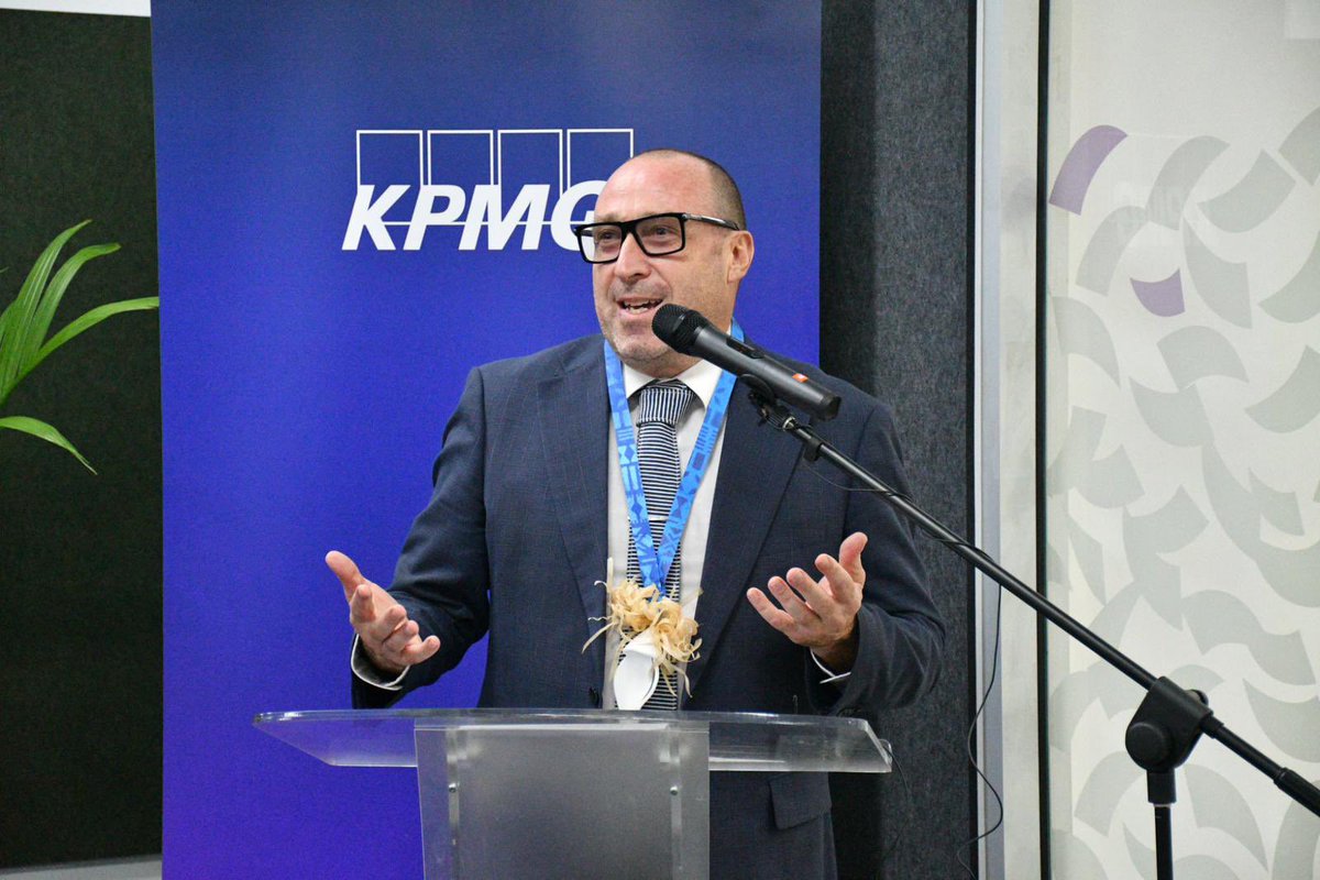 Peter Roberts tweet media