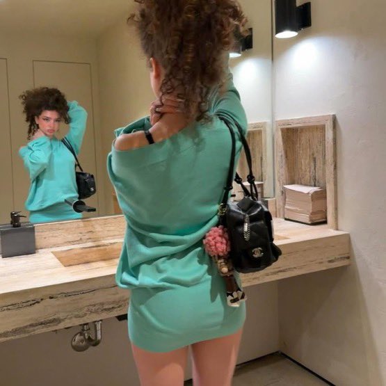 koogoons tweet media