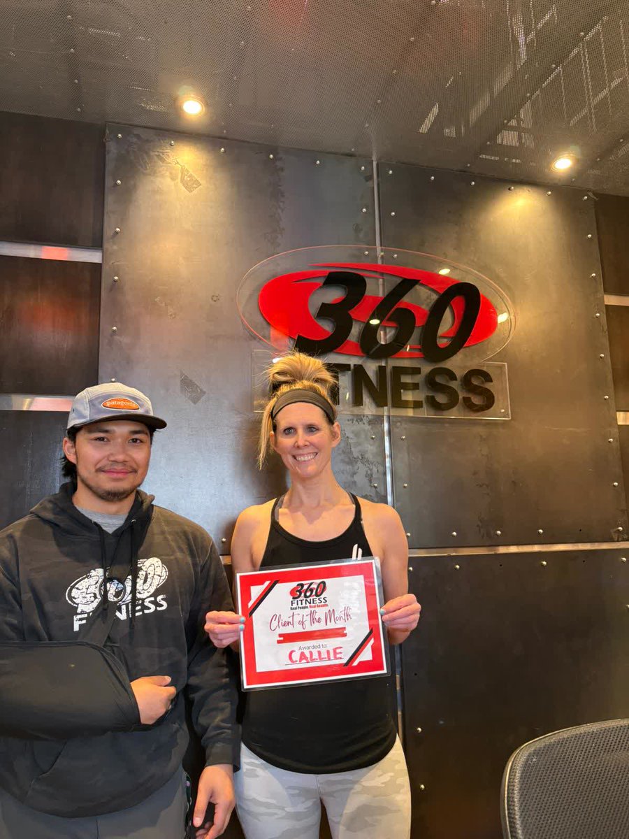 Congratulations to the 360 Red Deer Client of the Month, Callie! Such a hard worker always fun training her. Well deserved!

- Coach Vince and the team