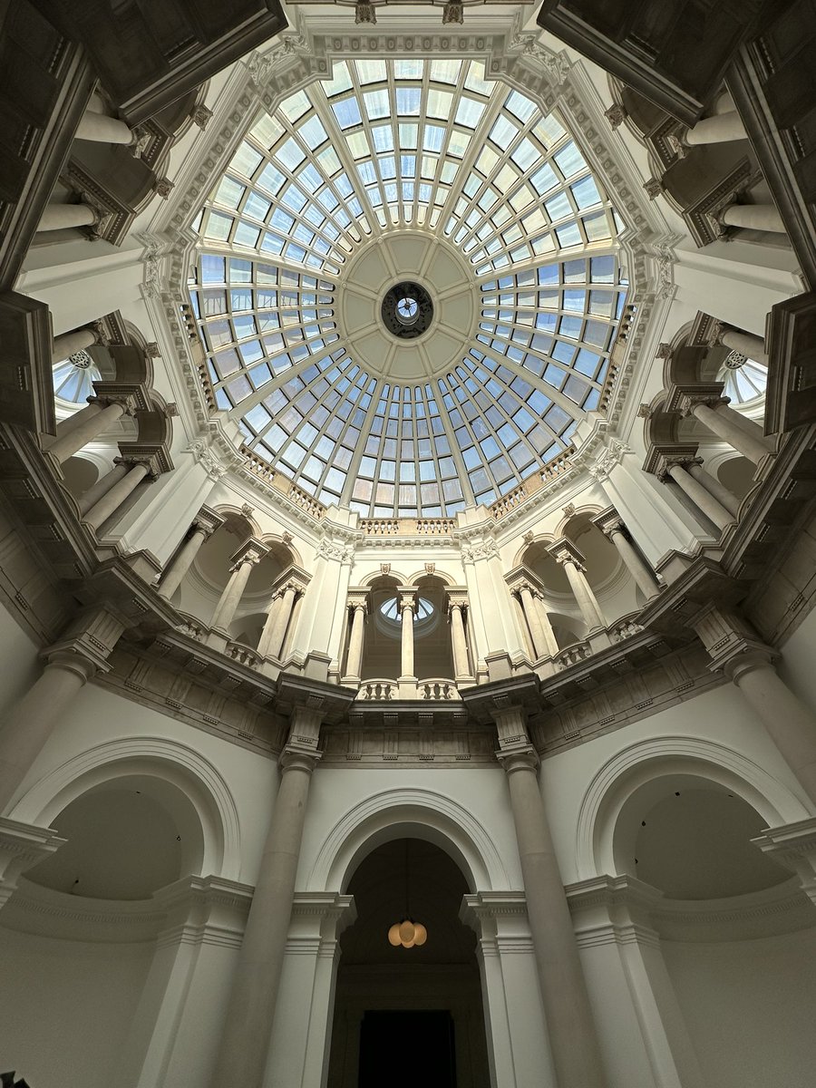DeniseJack21's tweet photo. School trip with son to #TateBritain today.
Showed him Ophelia, one of my favourite paintings. “Looks like she’s doing the six-seven thing” he said, and now I can’t unsee it, which is quite annoying😂 London looked glorious in the sunshine today! https://t.co/9pd8xwdYxn