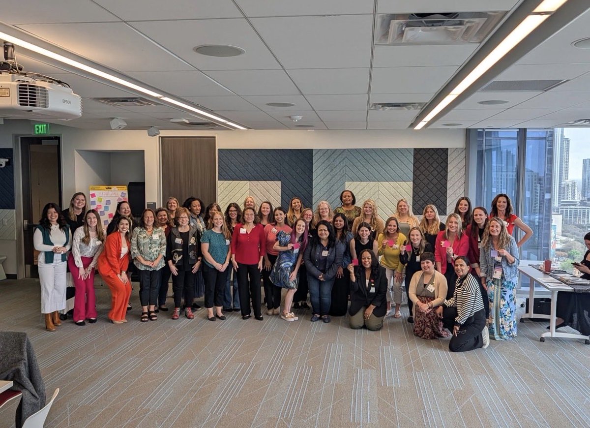 Bianca22Slg's tweet photo. What an incredible experience at the Google for Education Women in Innovation Series during SXSW EDU! 

A huge thank you to Google for Education and Lenovo for the invite and the opportunity to connect with so many inspiring women from across the country.
#WomenInTech #SXSWEDU https://t.co/lm14UOnbJa