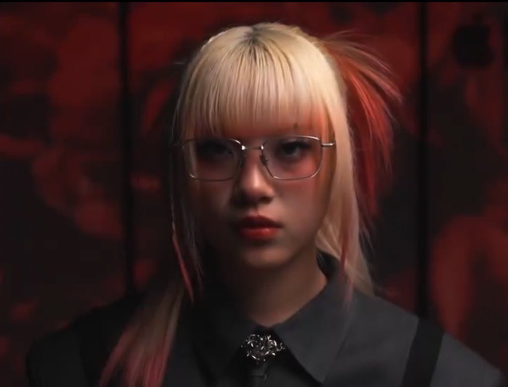 MAHINAちゃん メガネ 似合います 👓🧡