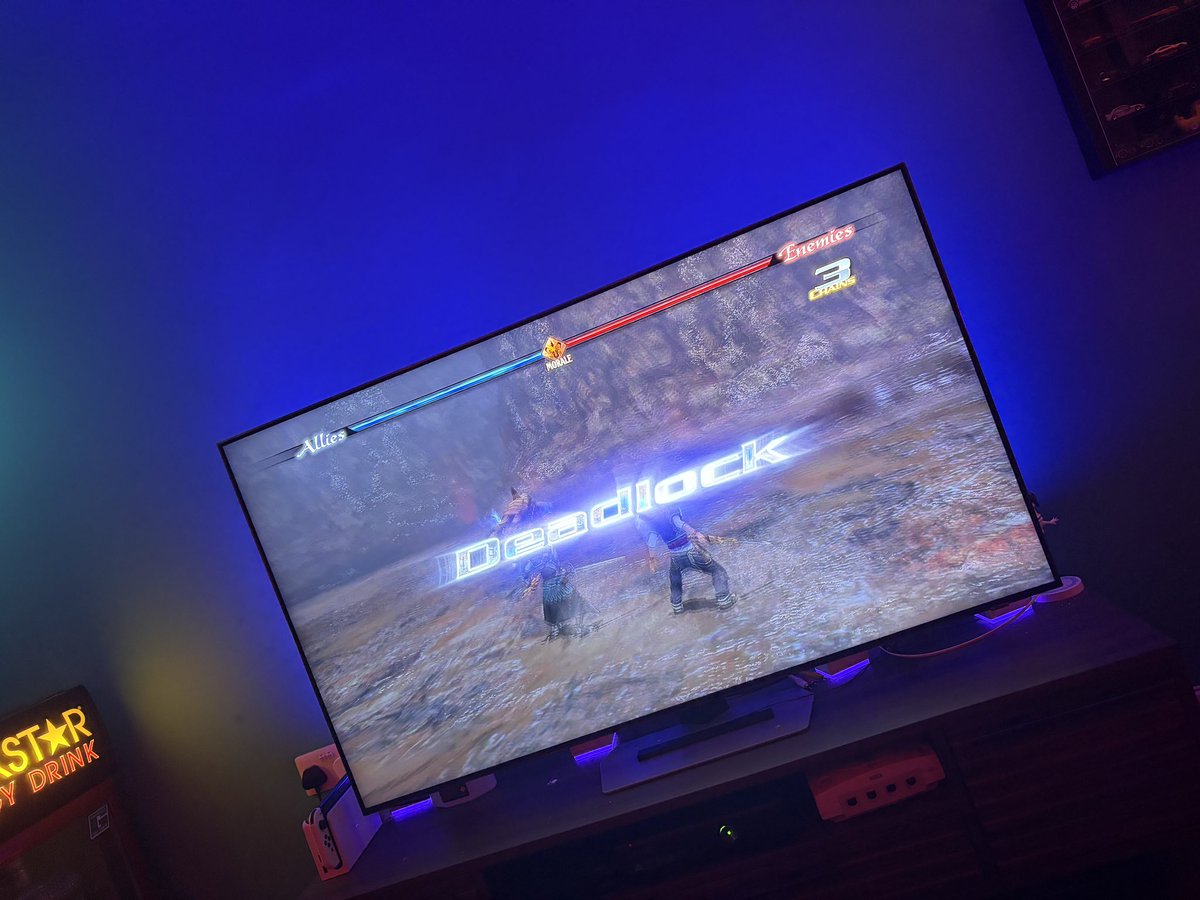 AnyaNorthx's tweet photo. Is this the right deadlock? https://t.co/B6gZjkfKuP