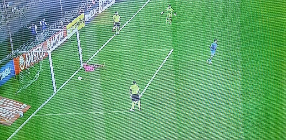 Edgardo Broner tweet media