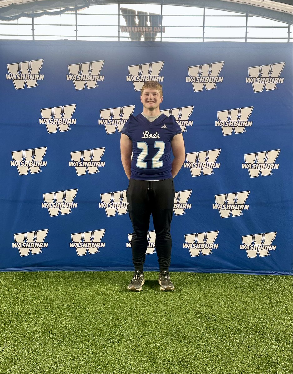 Rowan_Cox13's tweet photo. Thankful for the opportunity to attend Junior Day at Washburn! Great experience getting to see the campus, meet the coaches and players, and learn more about the program! @tbrown_20 @Travis_Britz @RoppWeston @Zach_Watkins @BenjaminDoole @BeTheStandard https://t.co/Xn94B82MQ9