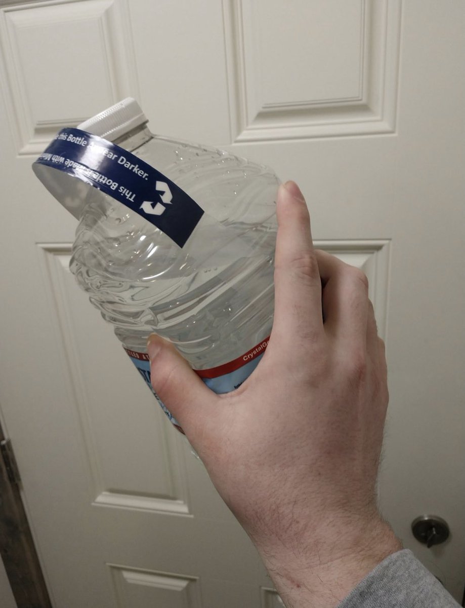 TrueTiger7977's tweet photo. @scarlynnex This picture always finds a way to be useful lol, this is a gallon jug 😂 https://t.co/hijRr0oc1s