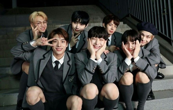 mikvxh1099's tweet photo. SIGAN CON LOS # PORFAVORRR NO SE RINDAN 🙁😢😢
@BELIFTLAB HEESEUNG WITH ENHYPEN
#SevEN_ALWAYS
#ENHYPEN_HOME
#ENHYPENIS7
#AlwaysWithYou https://t.co/97VaNzLKXl