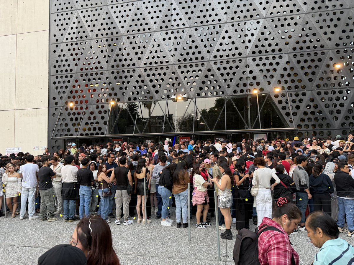 Aaron Jandette tweet media