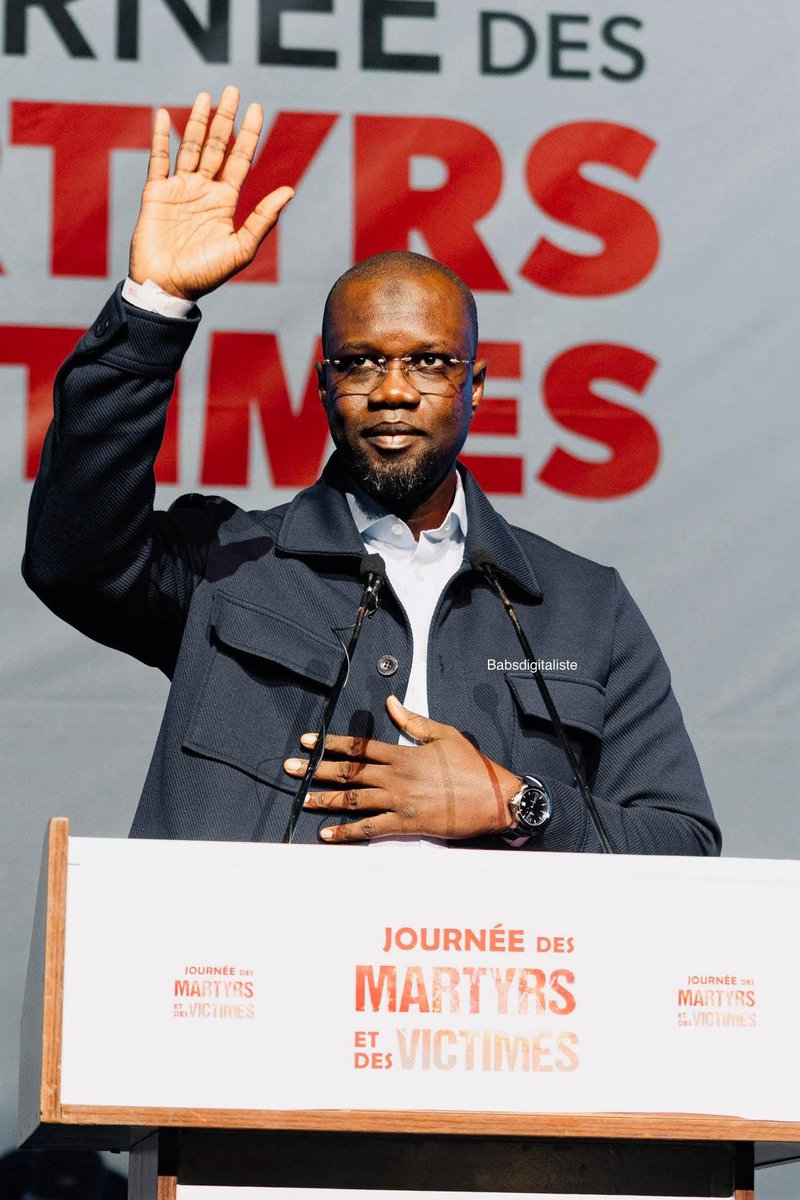 Le Gardien de la Révolution a sauvé ce pays 🇸🇳✍🏾
Merci Ousmane !