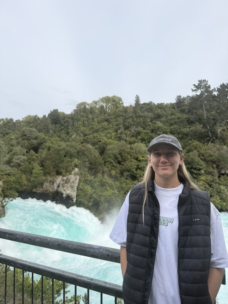 JustDash tweet media