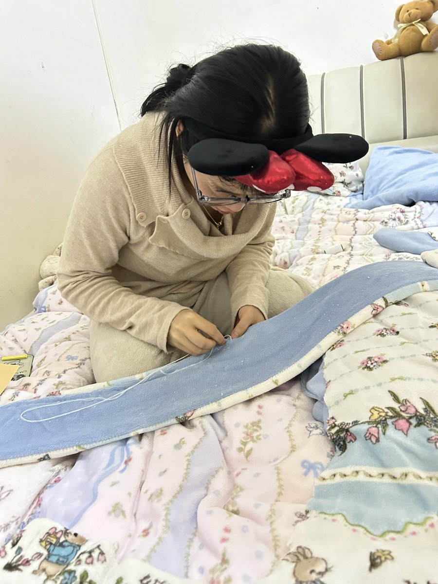 一对普通情侣 tweet media