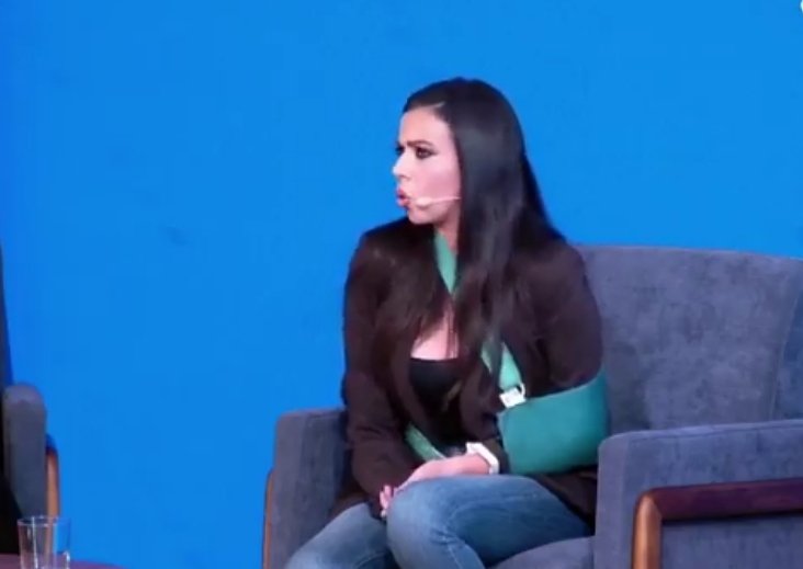 ¿Cuantos padres inocentes habrá en la cárcel y que han perdido a sus hijos, por hijas de gran puta como esta? Se ponen hasta los pelos de punta.