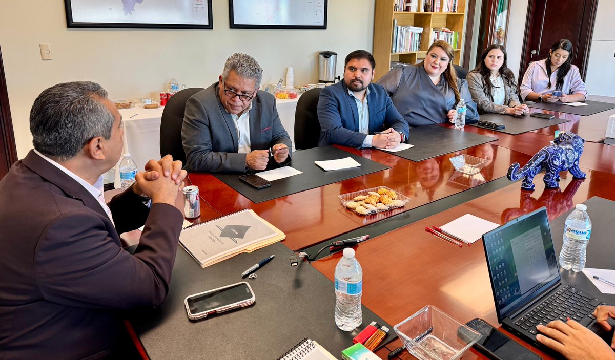 Montano_Ventura's tweet photo. 🧵 1/2
📍 Mesa de trabajo con la Junta Local Ejecutiva del @INECoahuila y consejerías del @IEC_Coahuila.

✅ Revisamos avances del proceso electoral local 2026, fortaleciendo el acompañamiento institucional INE-OPLE.

🤝 Analizamos retos del contexto local y reafirmamos el compromiso de cooperación para el adecuado desarrollo de las atribuciones de cada autoridad.

🗳️ El diálogo institucional fortalece la confianza y la solidez del sistema electoral.