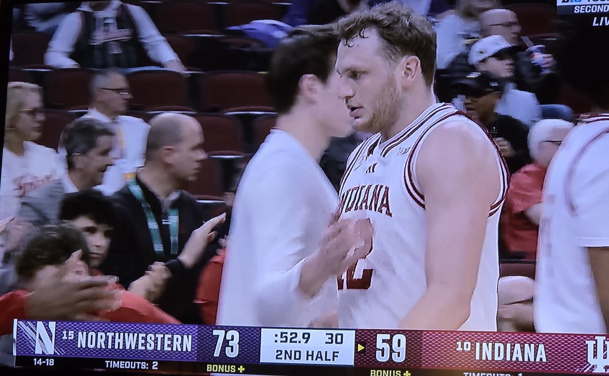 Gold And Blue Zone tweet media