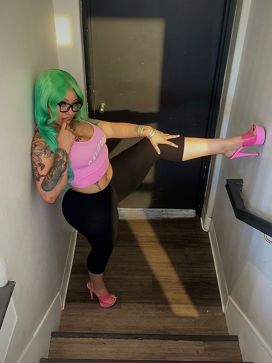 RealDeal$excFace💋 tweet media