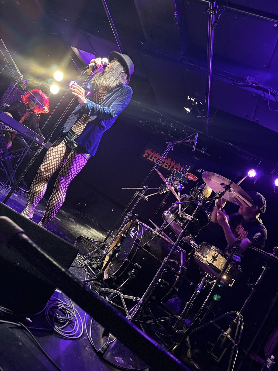 せなろ tweet media