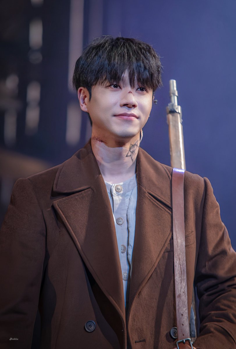 260311 연극 빵야

빵야 役 #전성우 배우님