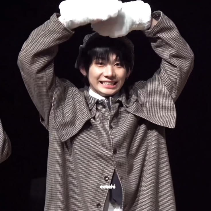 meowoongki's tweet photo. unserious stuff aside, i've been thinking about hani a lot lately. i feel like the fandom often misconstrues hani as someone who is mysterious, someone we haven't gotten to know well. but i disagree, i think that though he is quiet, he has actually shown us his heart quite a bit. https://t.co/F94DjUmhEs