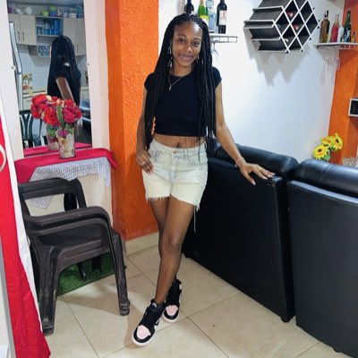 YiriMena's tweet photo. #NuevaFotoDePerfil https://t.co/MxxunLi1WY