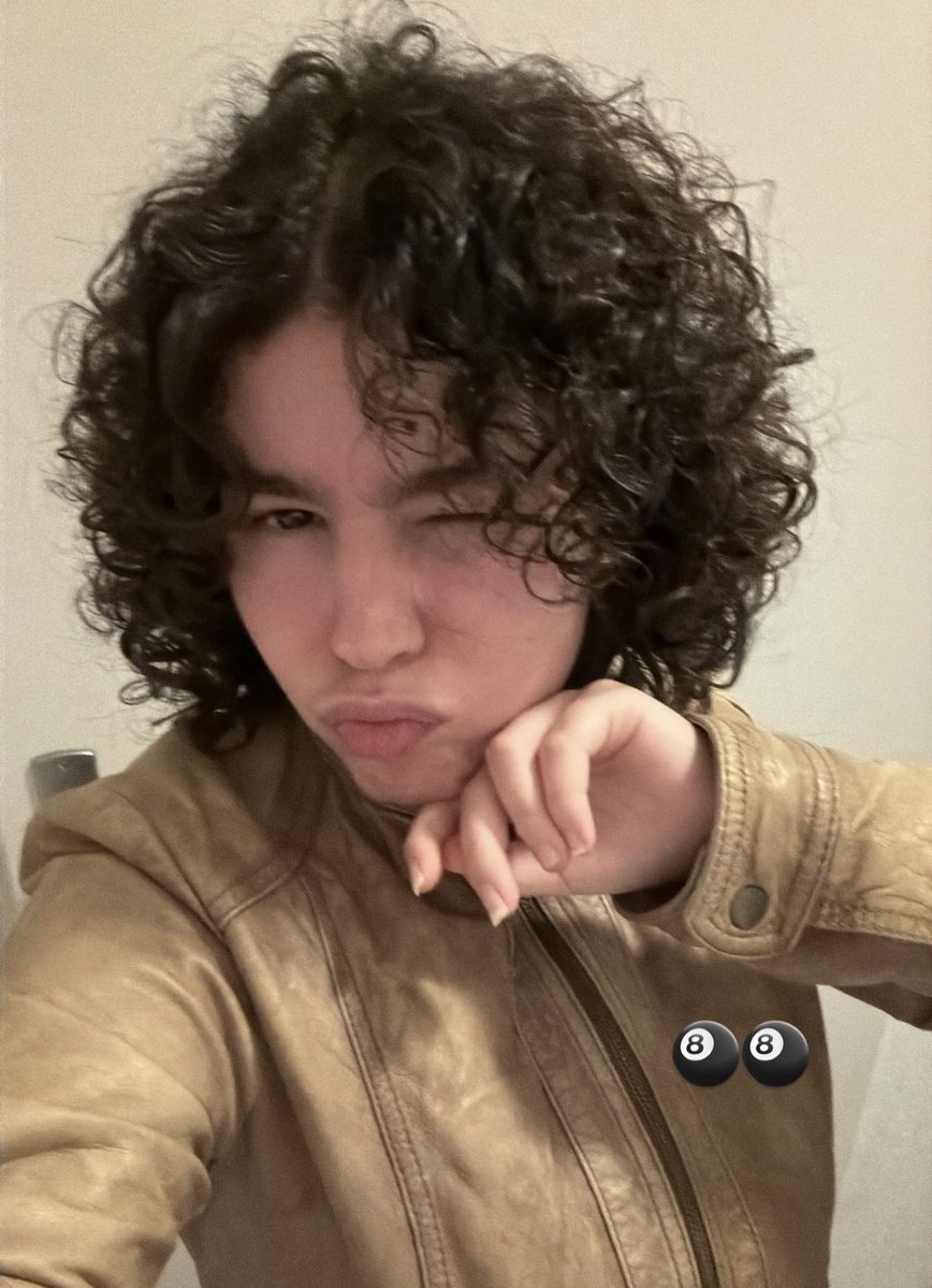 may ⁴⁴ tweet media