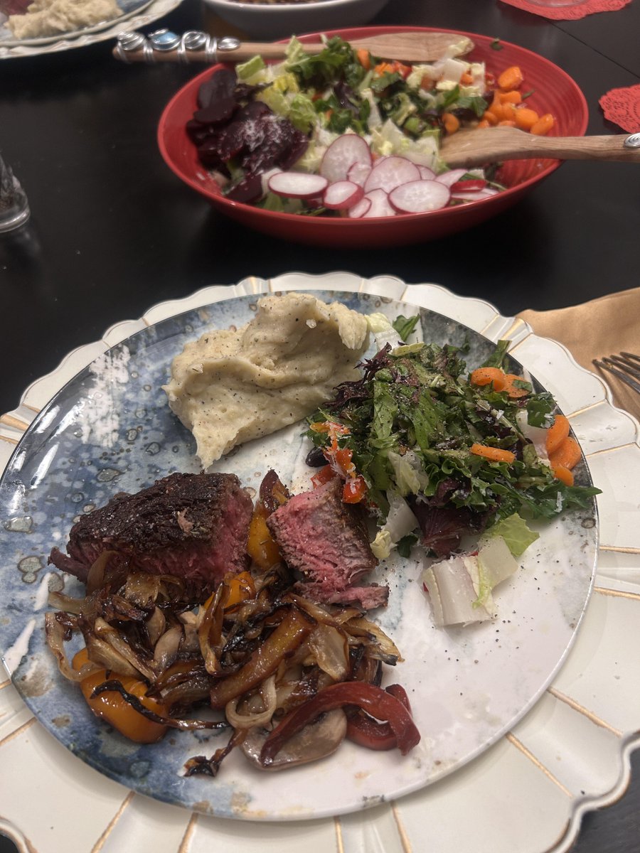 Let's share delicious food!