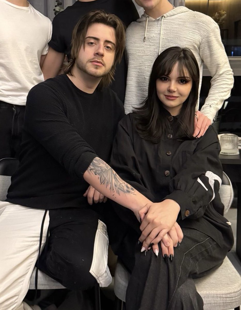 acervo lore tweet media