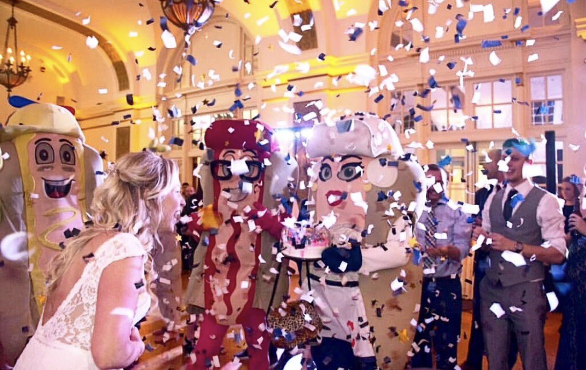 Guardians Hot Dogs tweet media